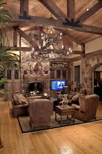 Strategic Real Estate Advisors 01