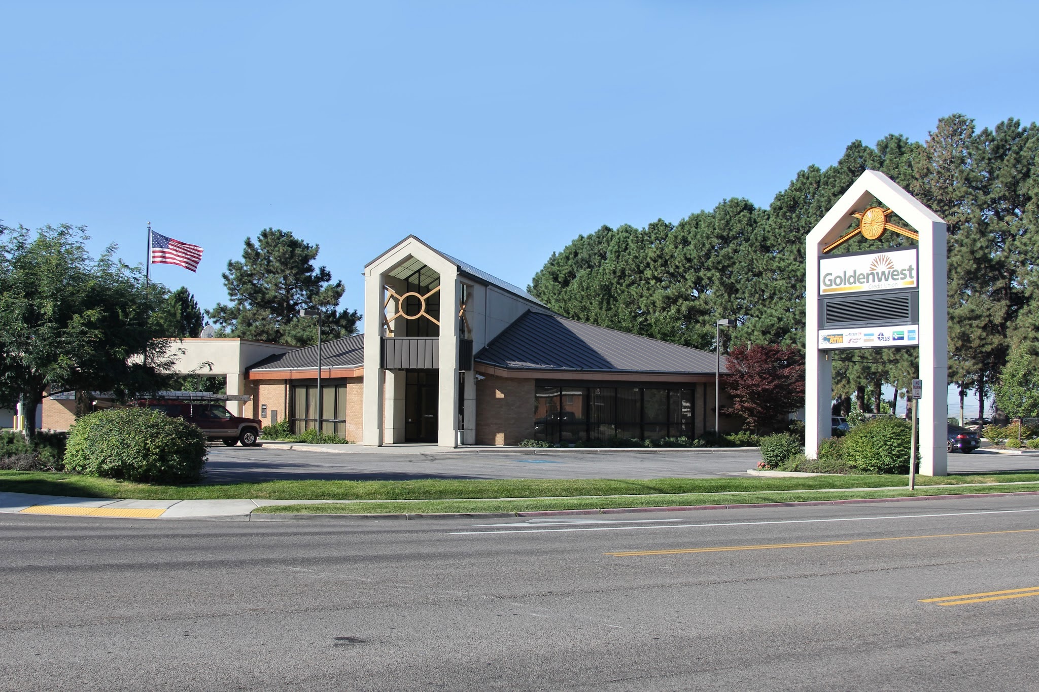 Goldenwest Credit Union 01