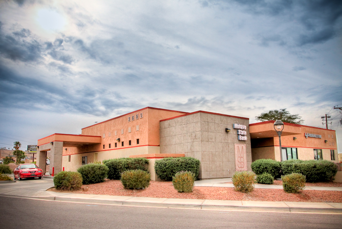 Foothills Bank - Bullhead City 01