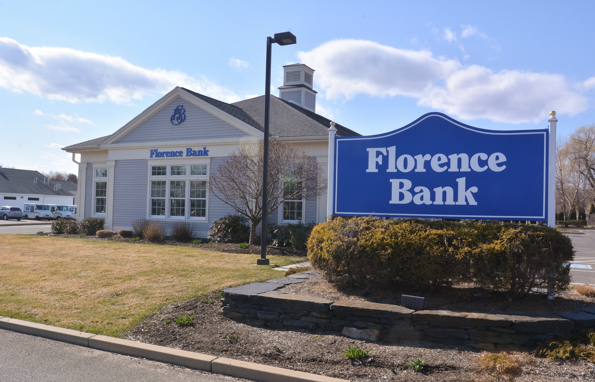 Florence Bank - Granby 01