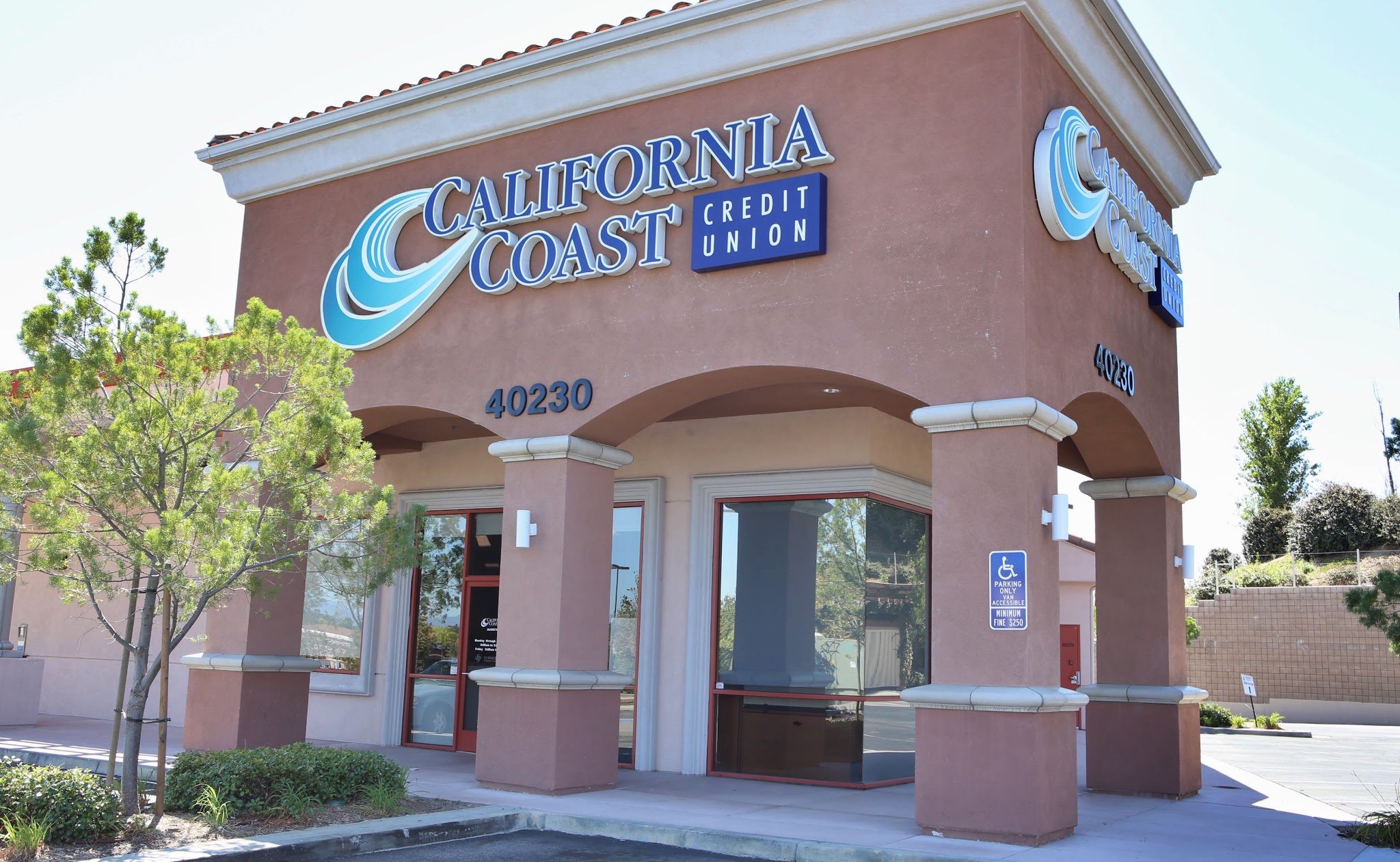 California Coast Credit Union Hot Springs Branch 01