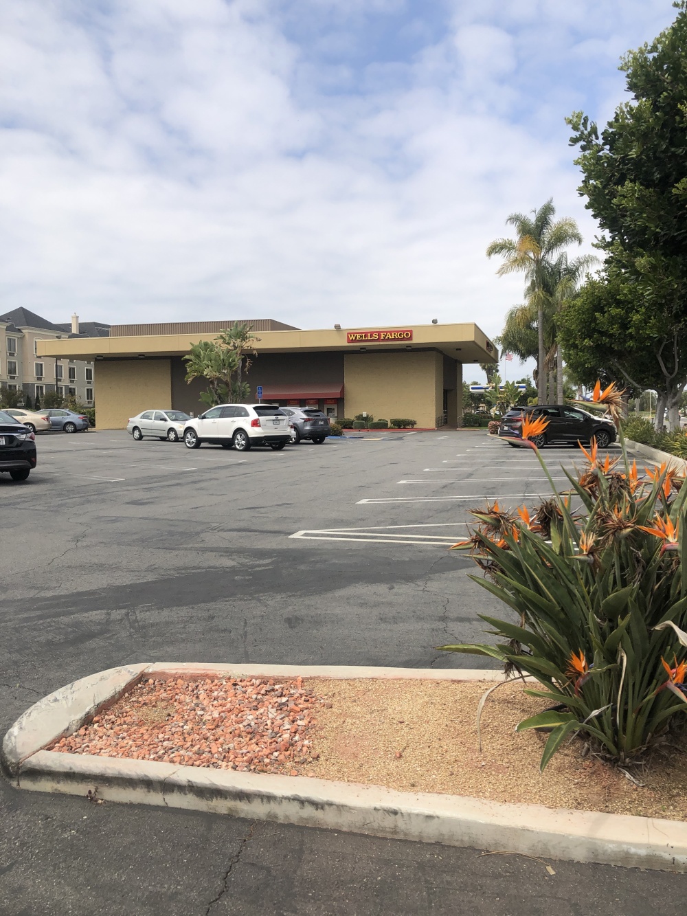 Wells Fargo Bank 01