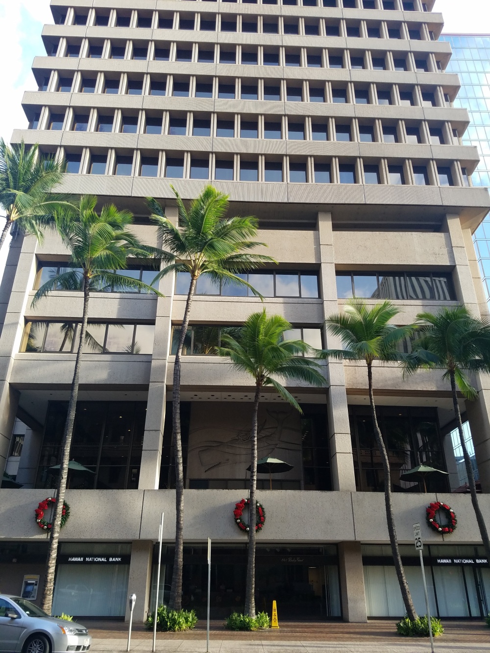 Hawaii National Bank - Bishop Street Branch 01
