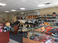 Peninsula Pawn 03