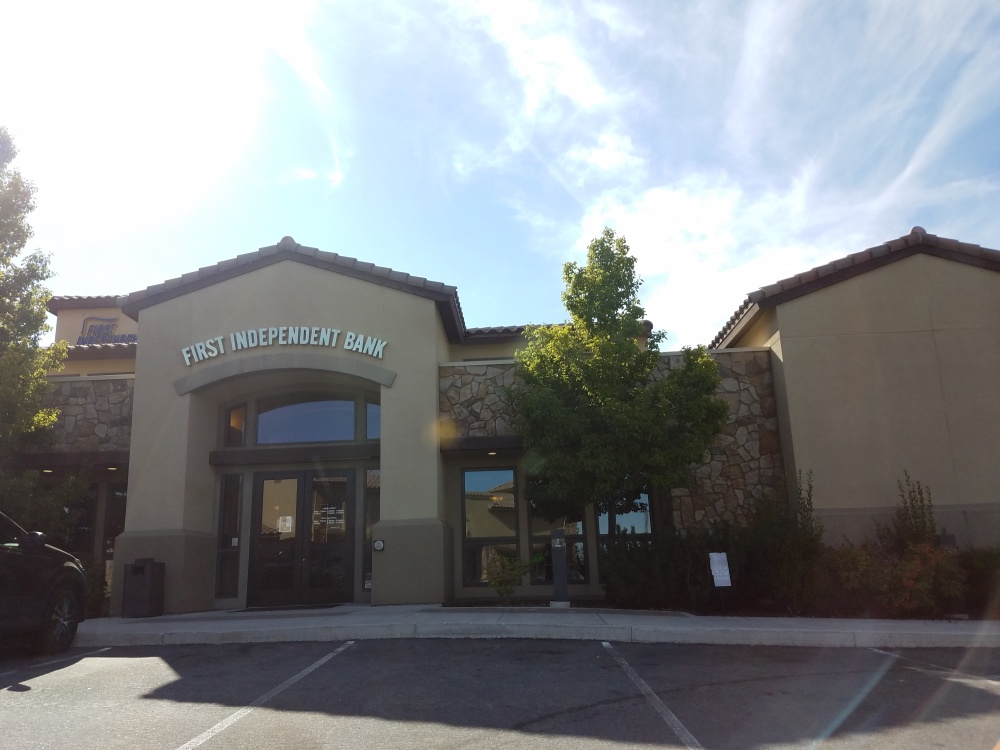 First Independent Bank 01
