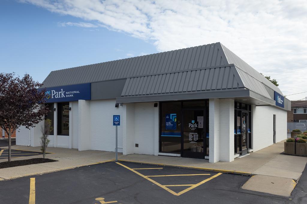 Park National Bank: Newark North Office 01
