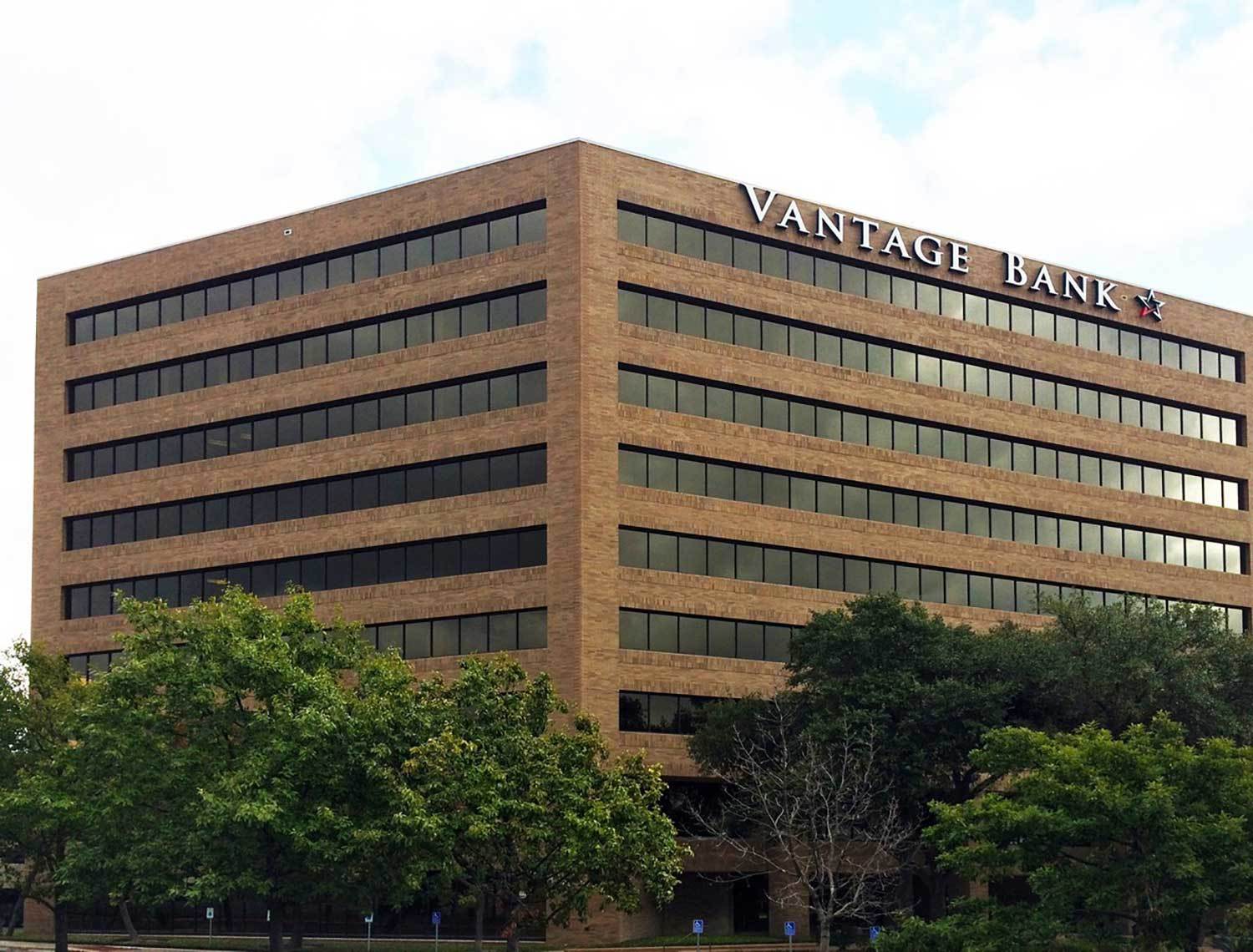 Vantage Bank Texas 01