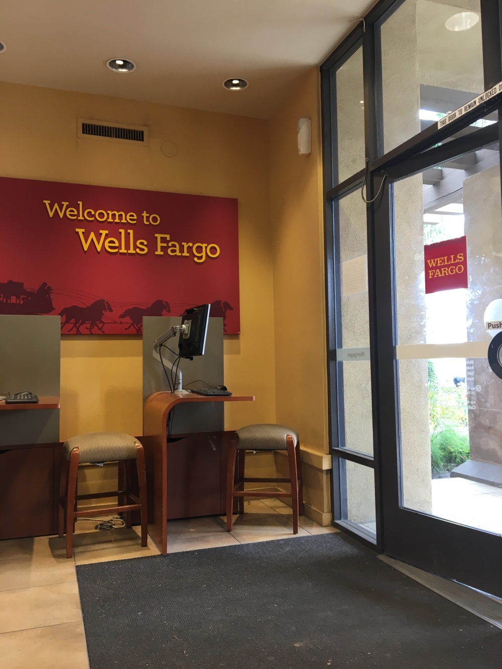 Wells Fargo Bank 01