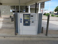 UMB Bank (with drive-thru services) 02