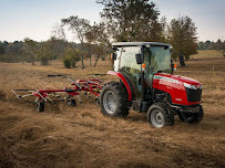 Interstate Tractor 01