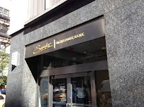 Signature Bank 01