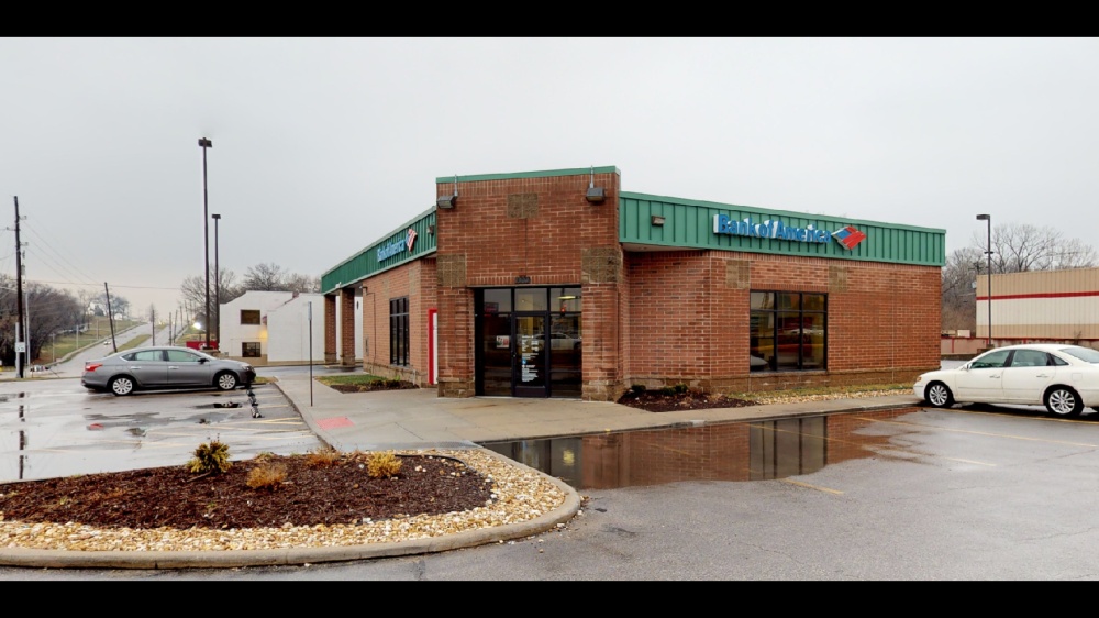 Bank of America (with Drive-thru services) 01