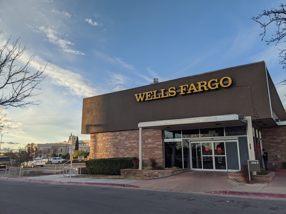 Wells Fargo Bank 01