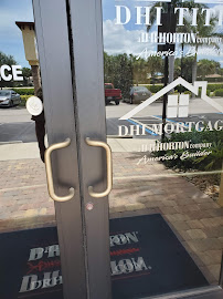 DHI Title Agency - Fort Myers 04