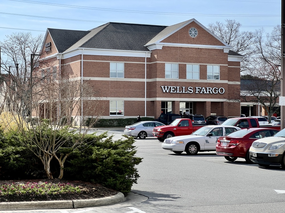 Wells Fargo Bank 01