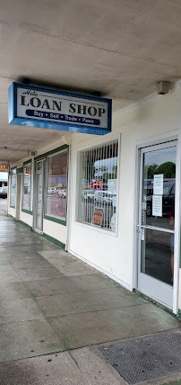 Hilo Loan Shop 04