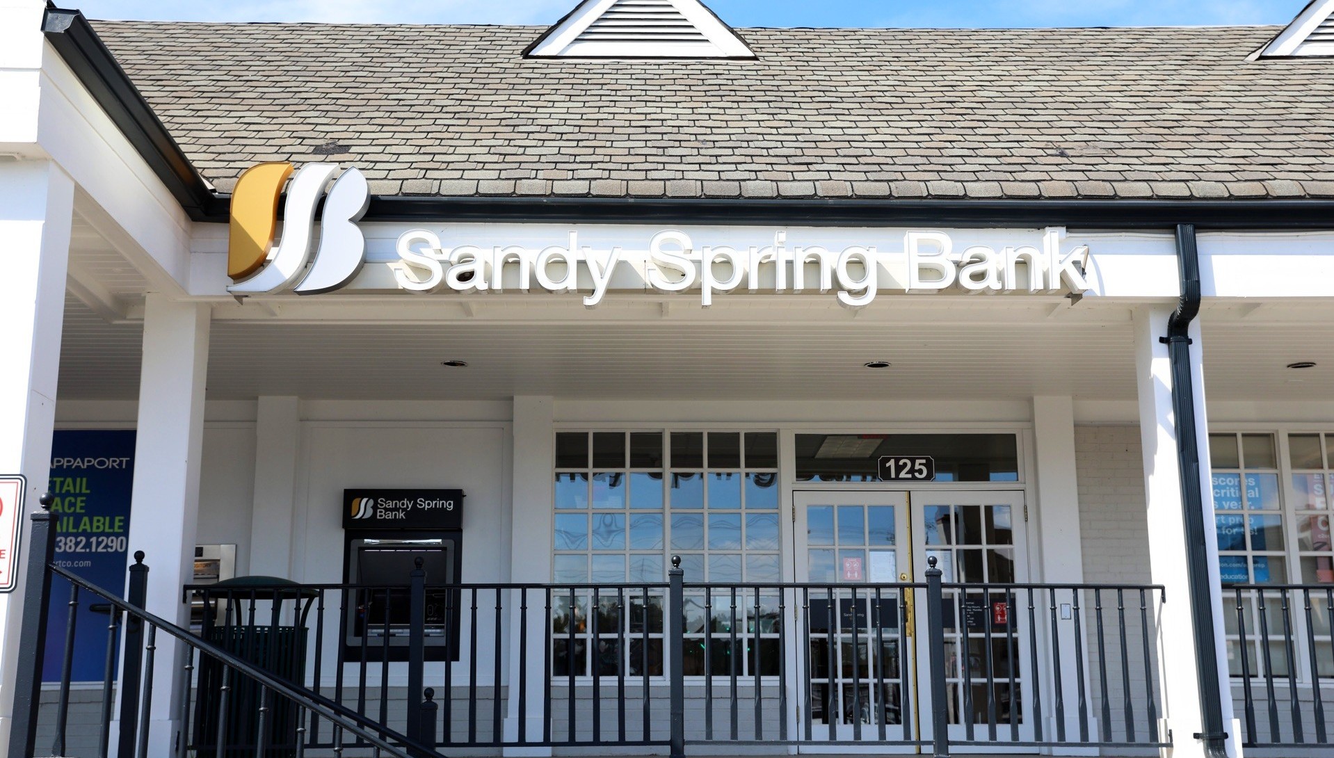 Sandy Spring Bank 01