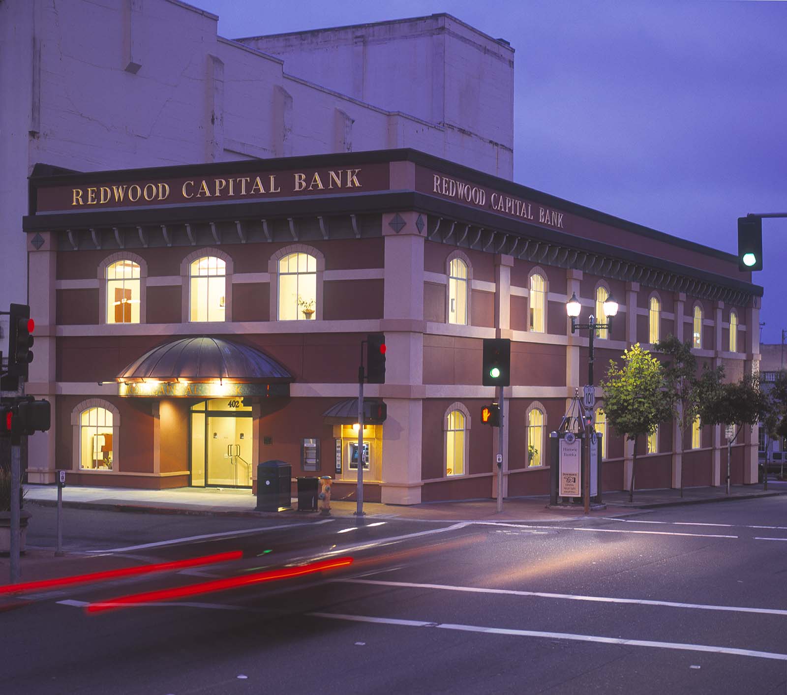 Redwood Capital Bank Eureka Main 01
