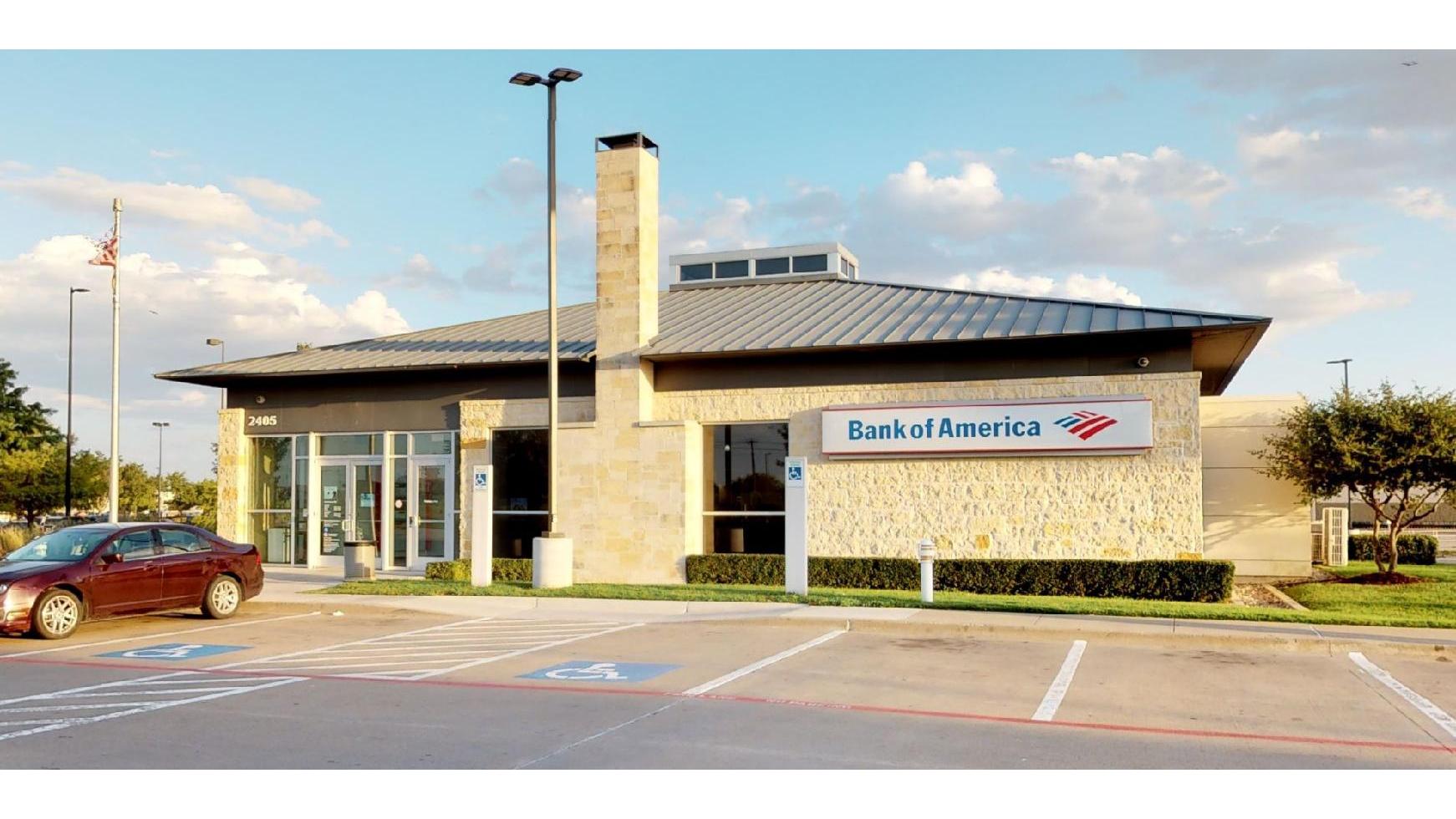 Bank of America (with Drive-thru ATM) 01