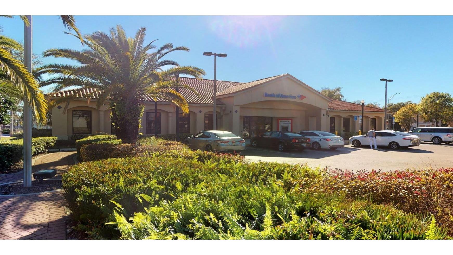 Bank of America (with Drive-thru services) 01