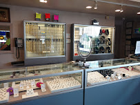 Gold Star Jewelry & Pawn 03