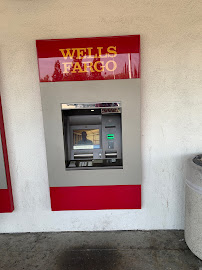 Wells Fargo ATM 04