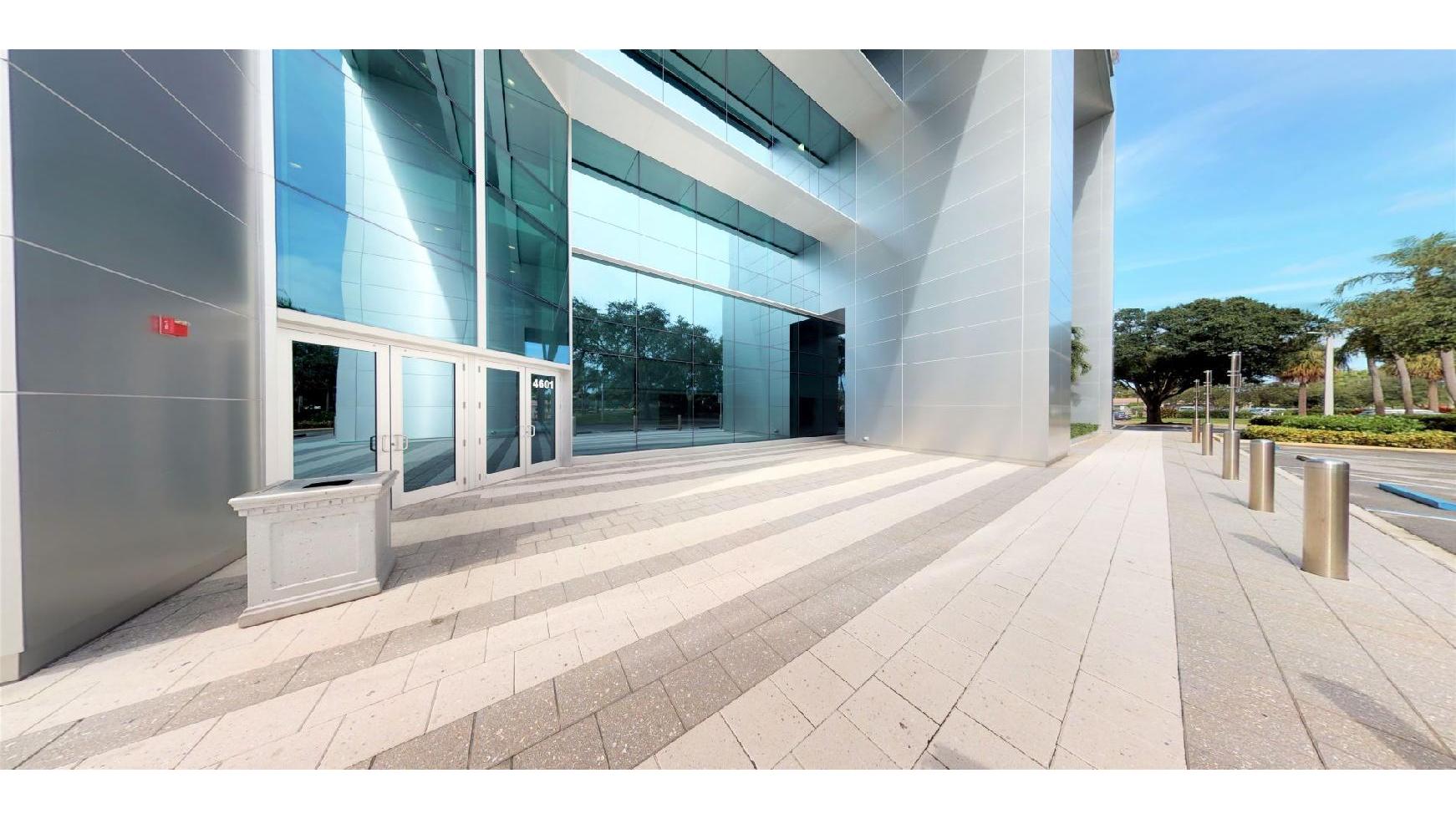 Bank of America (with Drive-thru services) 01