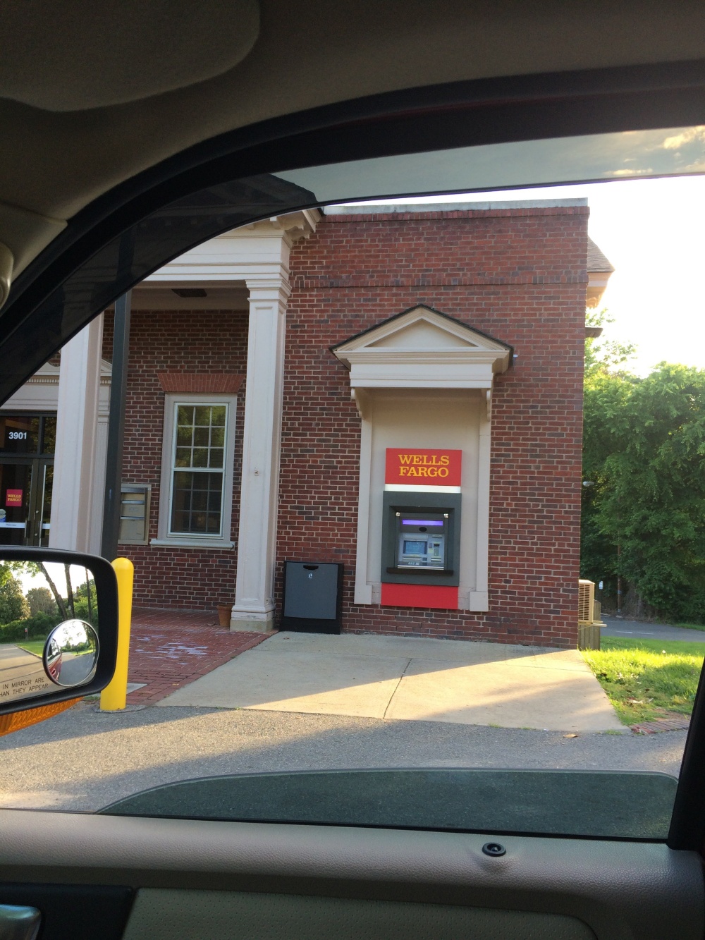Wells Fargo Bank 01
