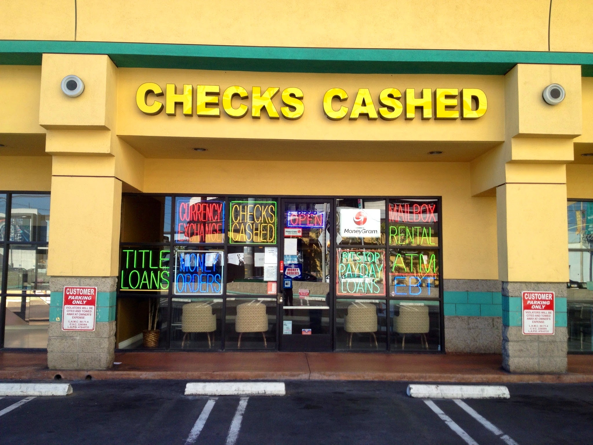 La Cienega - Los Angeles Check Cashing 01
