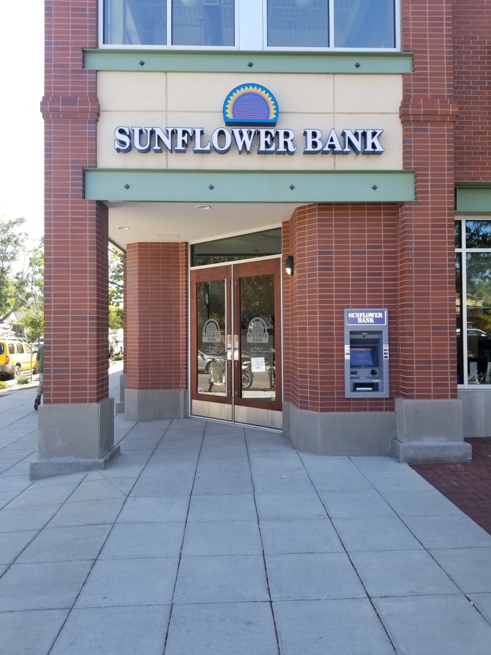 Sunflower Bank 01