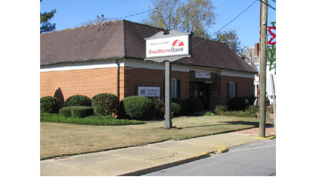 Southern Bank - Robersonville 01