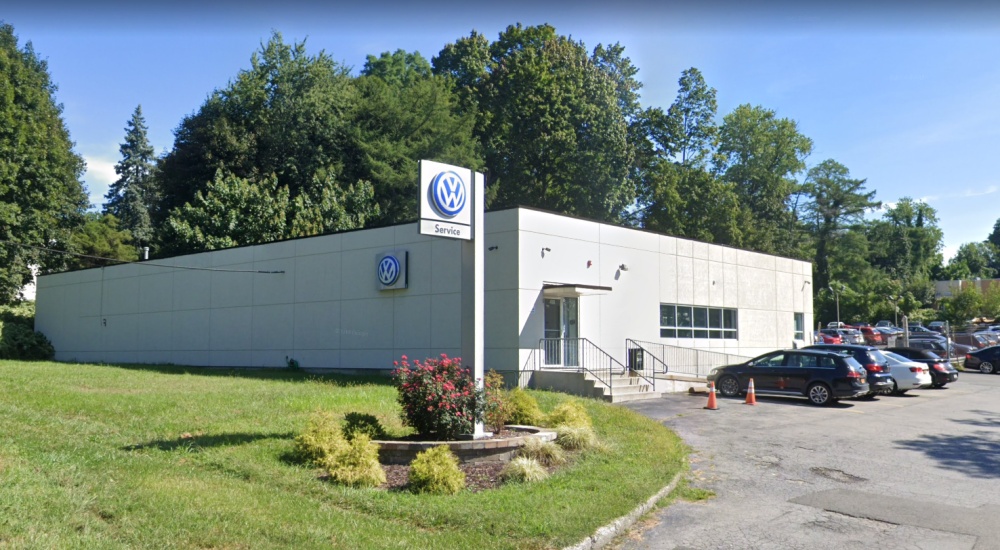 White Plains Volkswagen - Service Department 01