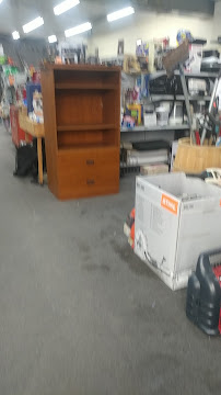 Bargain Pawn 02