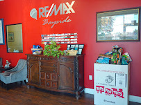 RE/MAX Bayside 01