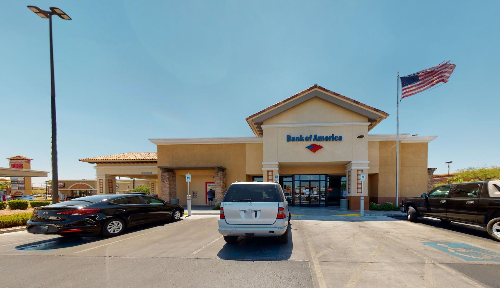 Bank of America (with Drive-thru ATM) 01