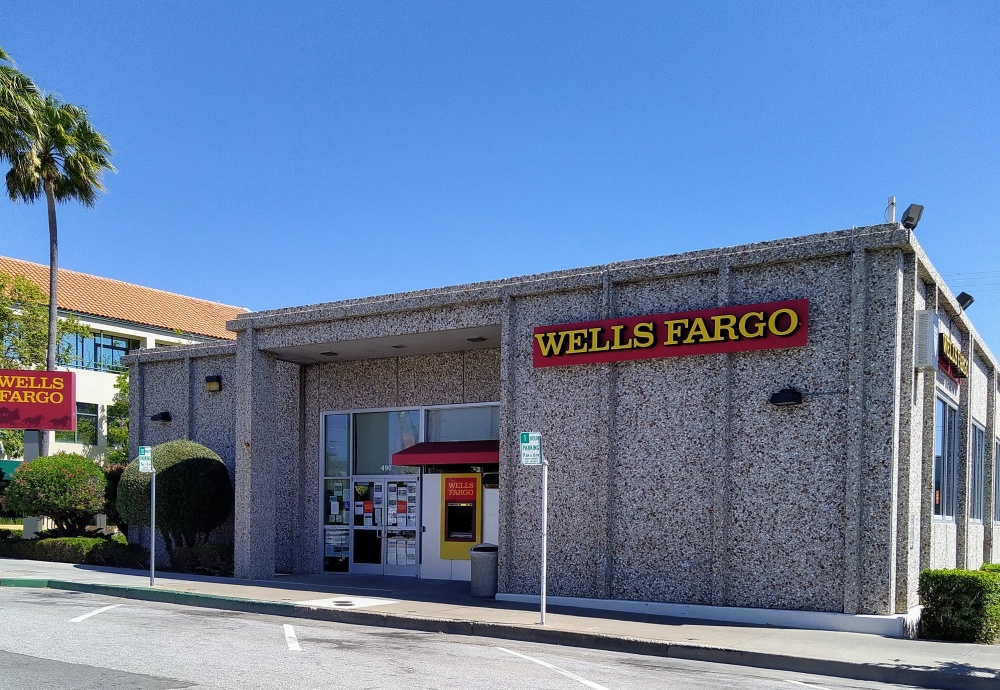 Wells Fargo Bank 01