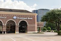 Trustmark 01