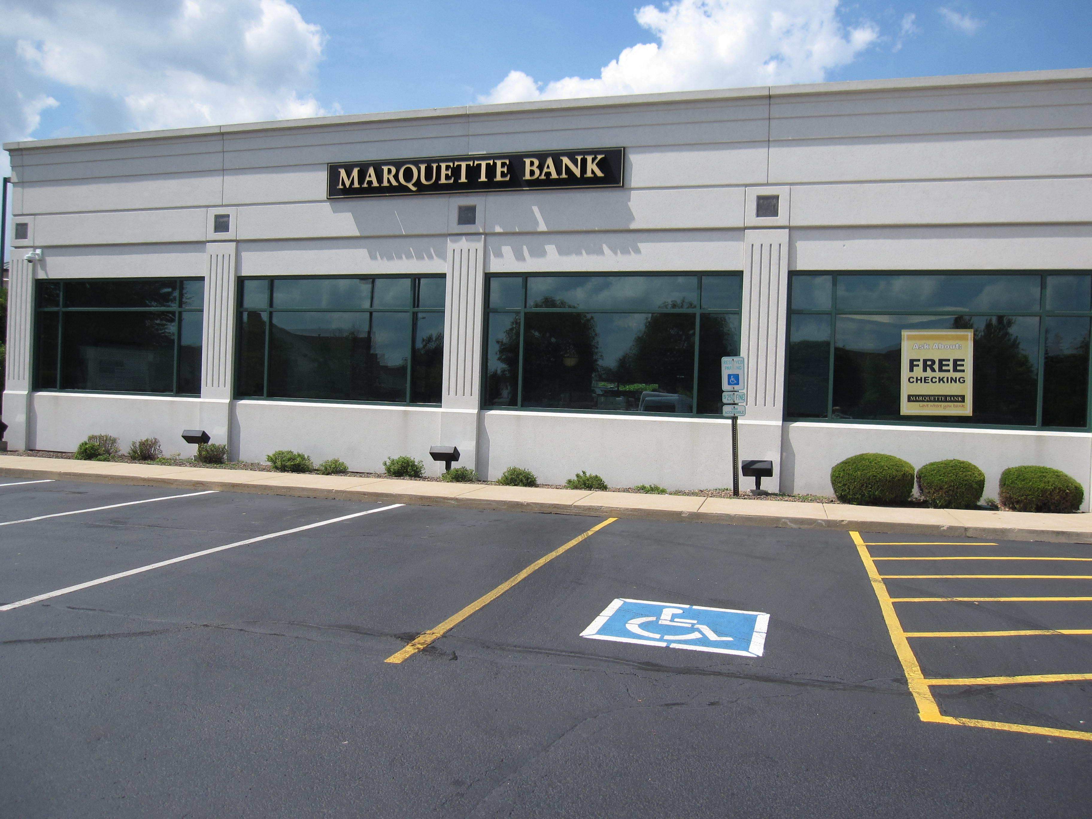 Marquette Bank 01
