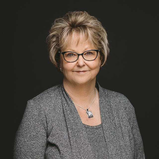 Amy Odell, Movement Mortgage 01
