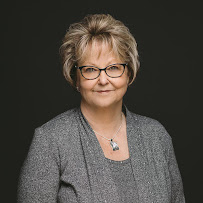 Amy Odell, Movement Mortgage 01