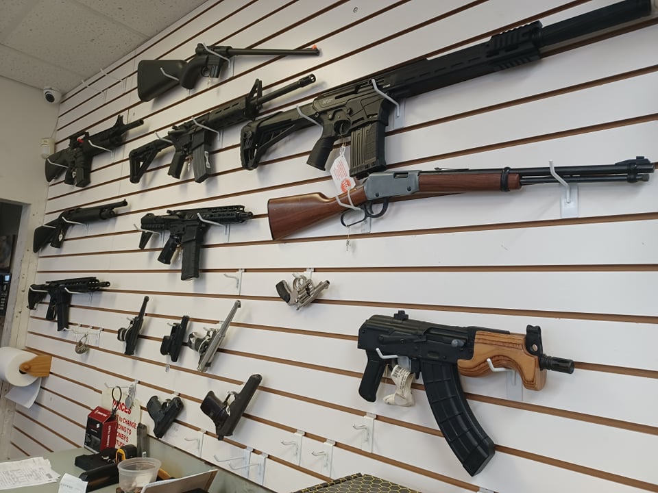 MONEY TREE PAWN SHOP 01