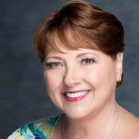 Von Michelle Popescu at OnPoint Community Credit Union 03