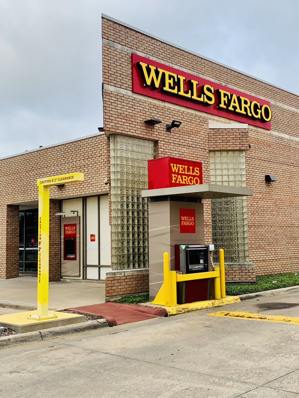 Wells Fargo Bank 01