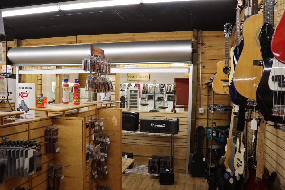 Elizabeth City Pawn & Guns 01