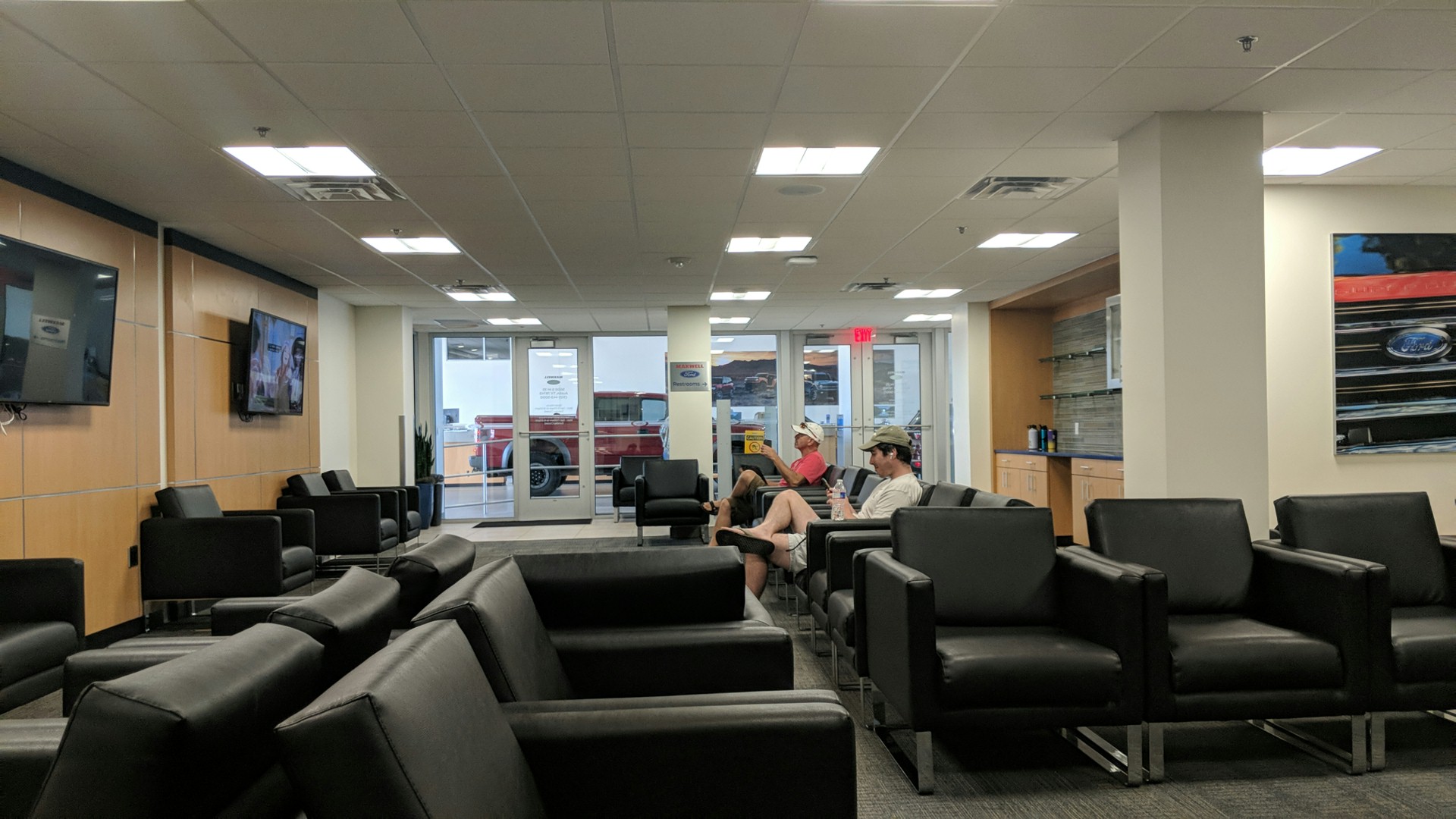 Maxwell Ford Service Center 01