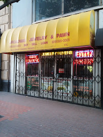 BROADWAY JEWELRY & PAWN 04