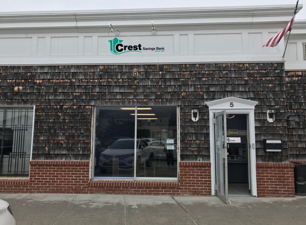 Crest Savings Bank 01
