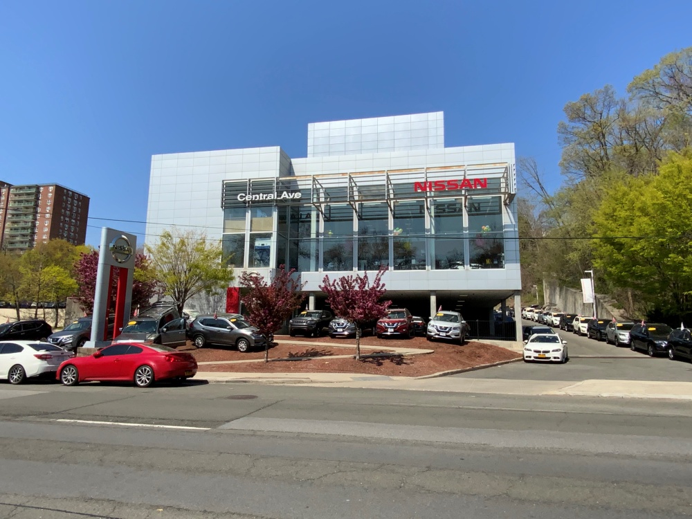 Central Avenue Nissan 01