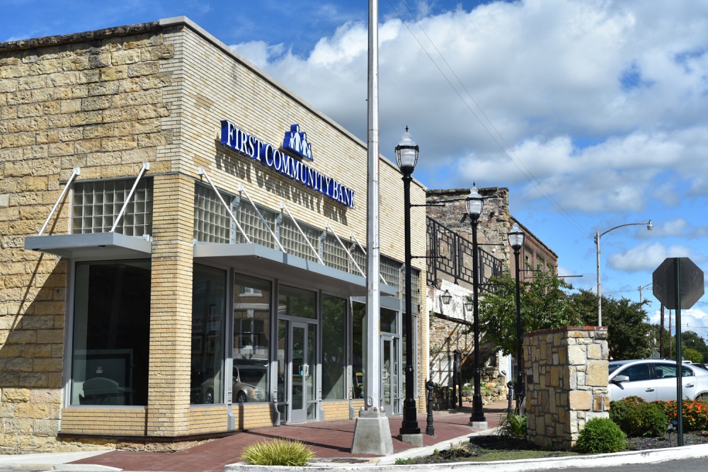 First Community Bank 01