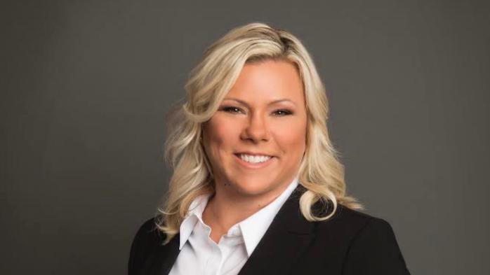Pam Swiercz - Coldwell Banker Haynes Real Estate Inc 01